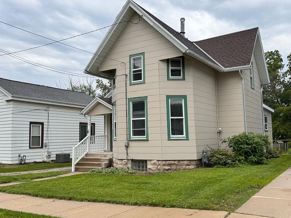 1st image of 528 NW Barstow St