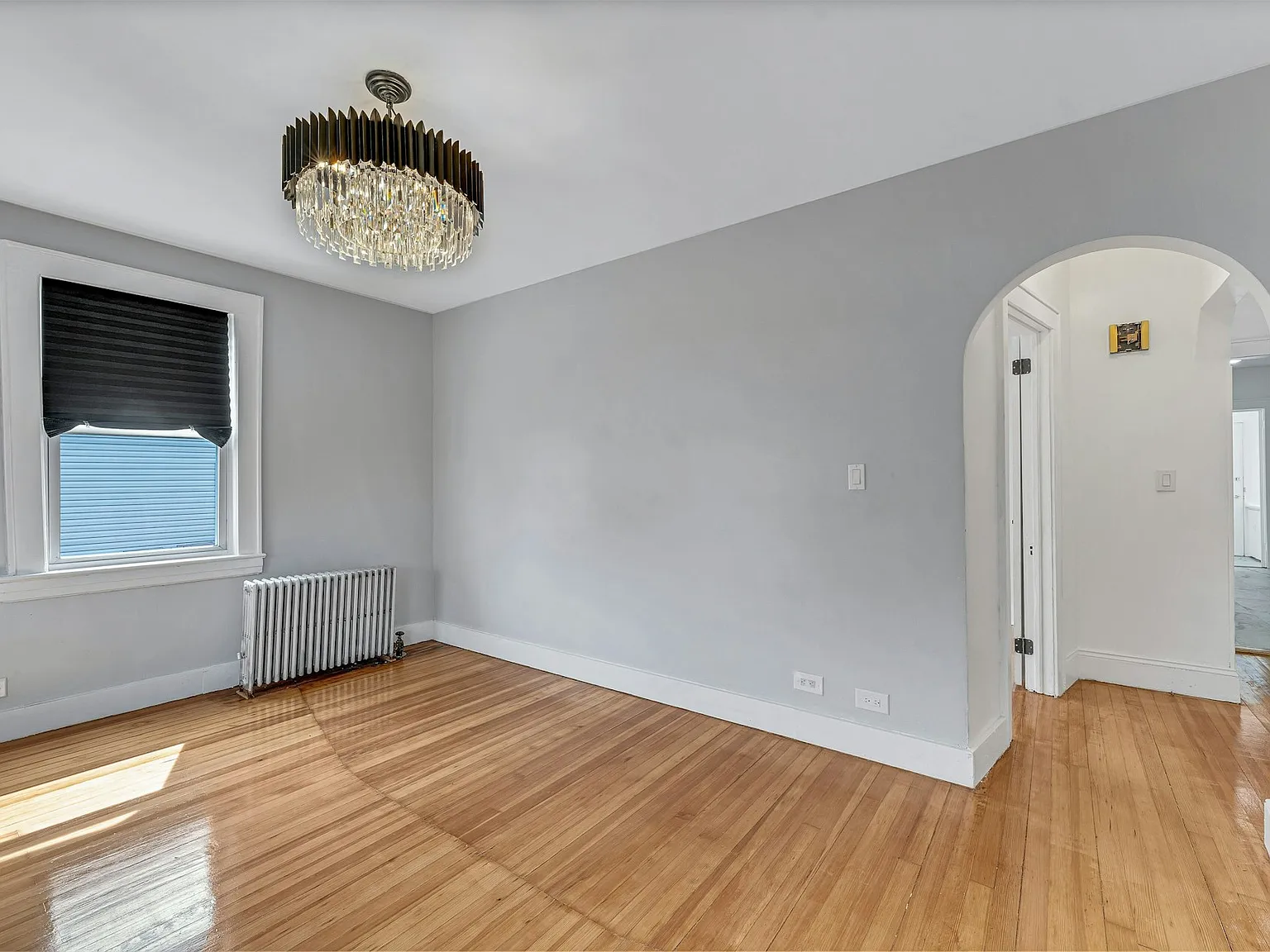 2 bed, 1000 sqft, $2,300 — Photo 4