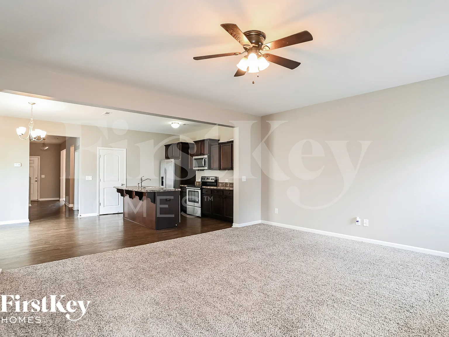 3 bed, 2.5 bath, 2088 sqft, $1,835 — Photo 3