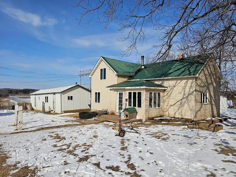 1st image of 692 250th Street