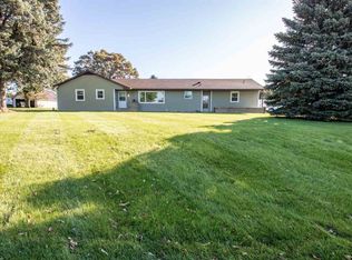 1477 Il Route 75 N, Freeport, IL 61032