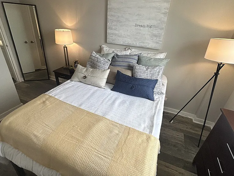Bedroom2