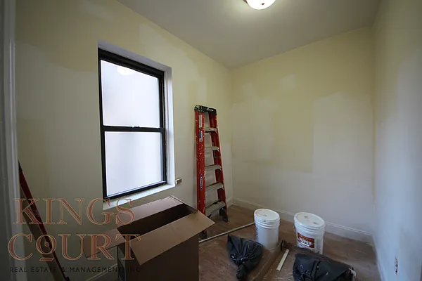 Rented by Kings Court Real Estate | media 17