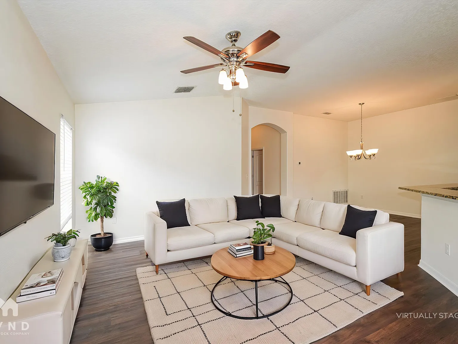 4 bed, 2.0 bath, 1766 sqft, $2,175 — Photo 2