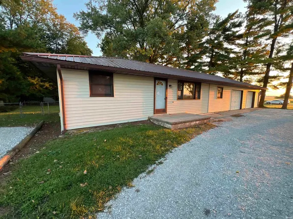 220 E 950th Rd S, Fairmount, IN 46928