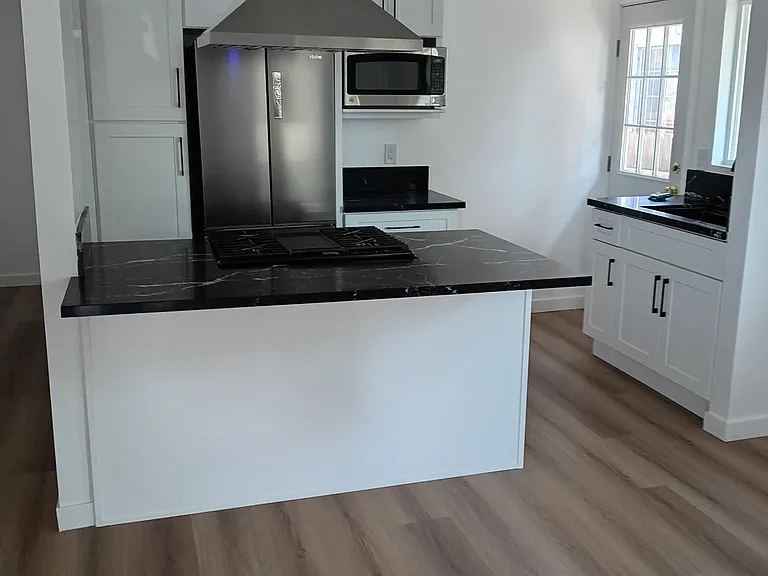 1082 Lewis Ave #A — Photo 2