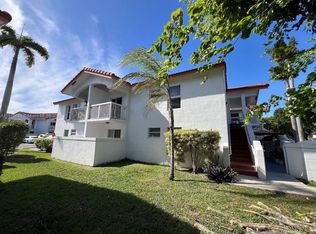 15355 SW 76th Ter APT 205, Miami, FL 33193