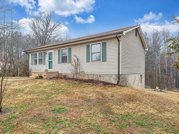 3rd image of 291 Falcon Ridge Rd