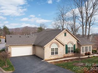 36 Craggy Vista Dr, Swannanoa, NC 28778