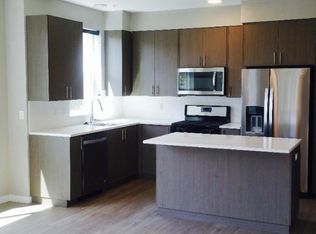 85 N Going St APT 1, Portland, OR 97217