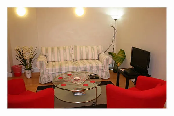 Rented by Corcoran | media 10