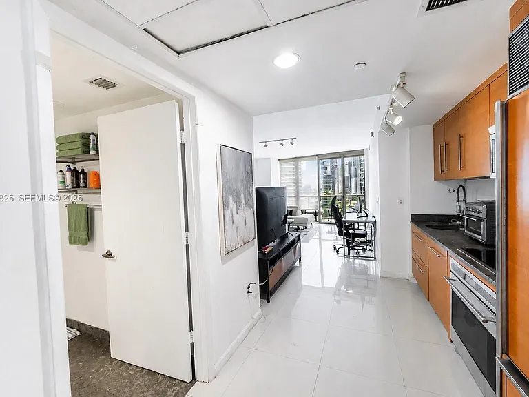 475 Brickell Ave #2010 — Photo 4