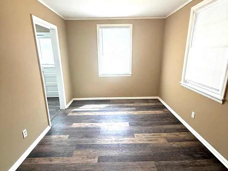 311 Bradley Dr — Photo 5