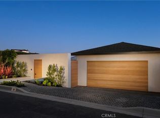 30 S La Senda Dr, Laguna Beach, CA 92651