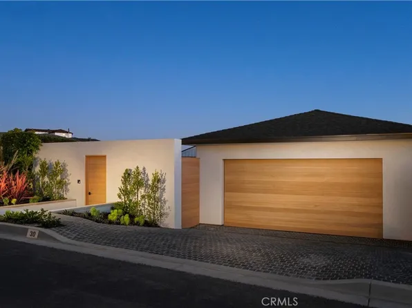 30 S La Senda Dr, Laguna Beach, CA 92651