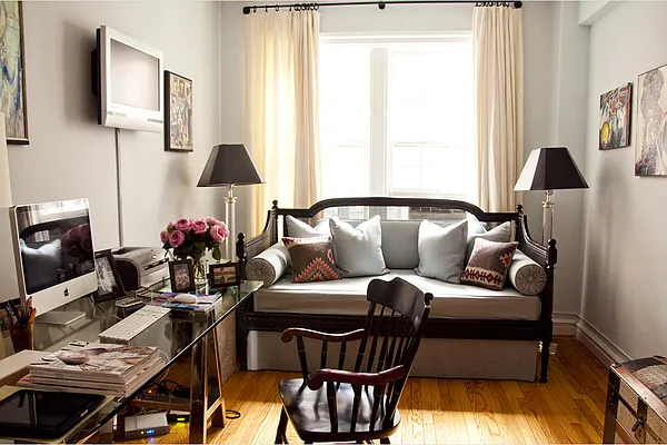 Sold by Stribling | media 27