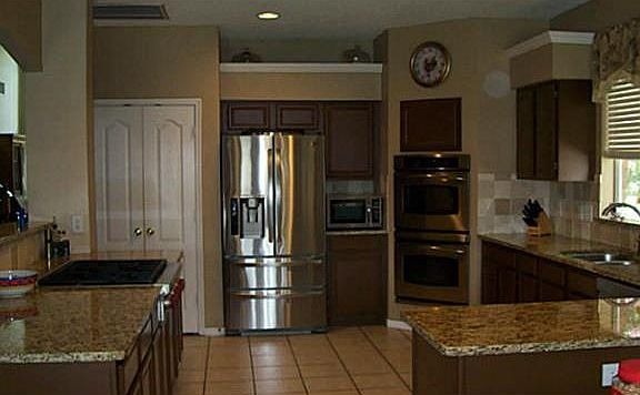 3rd image of 168 Newport Dr