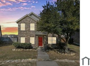5872 Fir Tree Ln, Fort Worth, TX 76123