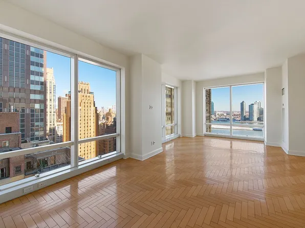 845 United Nations Plz APT 15A, New York, NY 10017