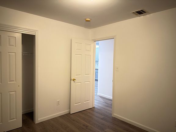 5th image of 1795 Bedford Ave #2