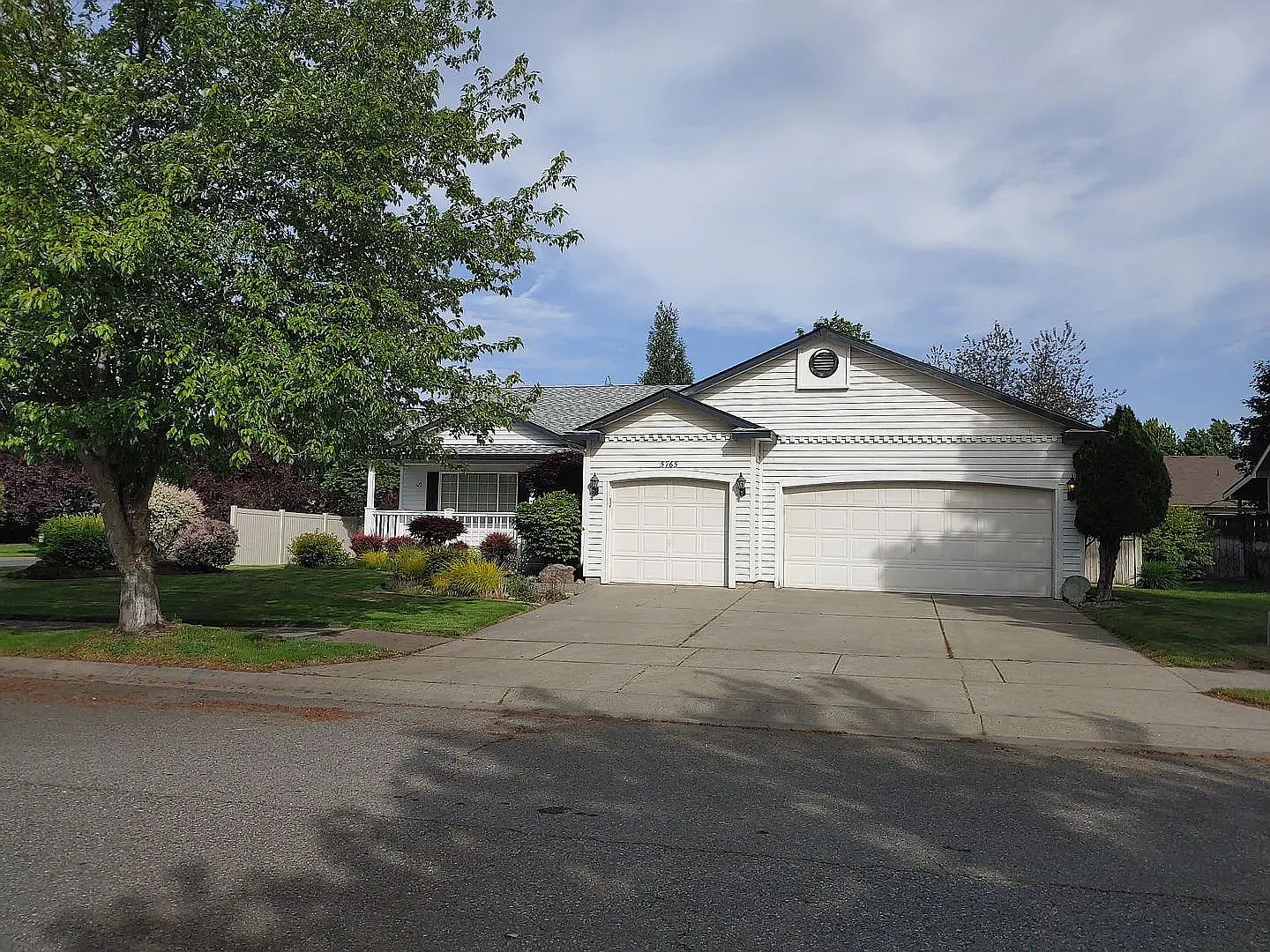 3 bed, 1640 sqft, $2,800 — Photo 2