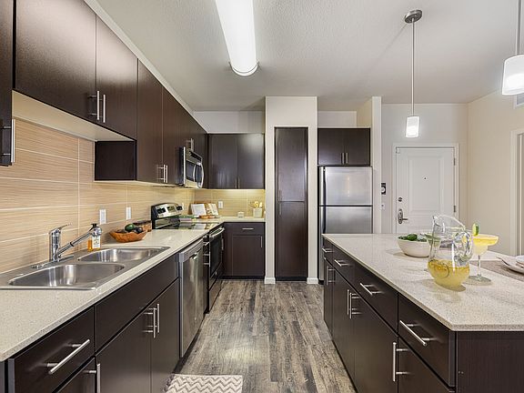 2nd image of 21155 N 56th St #2B-2Ba-1135Sqft
