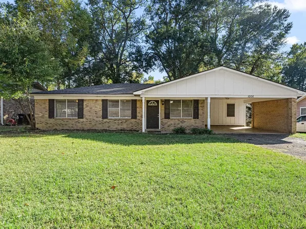 1006 Bazzell Dr, Longview, TX 75604