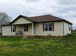 989 Elliot Rd, Auburn, KY 42206