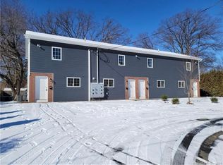 29 Russell Ave, Plainville, CT 06062