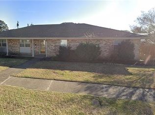 900 Live Oak St, Metairie, LA 70005