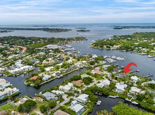 3973 SE Topsail Ct, Stuart, FL 34997