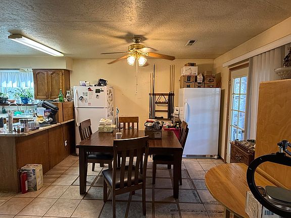 5th image of 107 2nd St SE