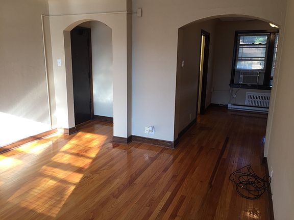 5th image of 3919 Tamm Ave APT 1N