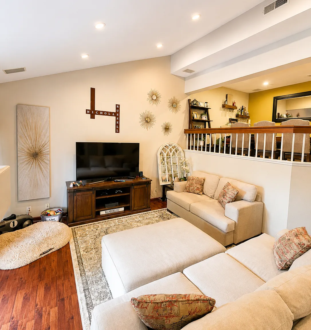 2 bed, 2.5 bath, 1332 sqft, $3,160 — Photo 2