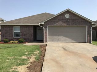 4916 Manchester Dr, Enid, OK 73703