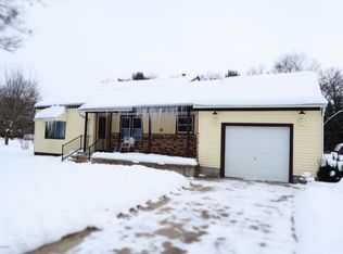 1176 S Parkway St, Muskegon, MI 49442