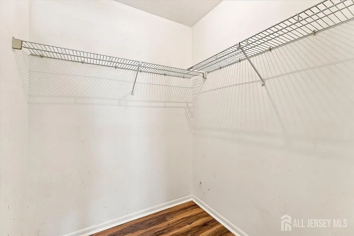 3 bed, 2.0 bath, $2,850 — Photo 4