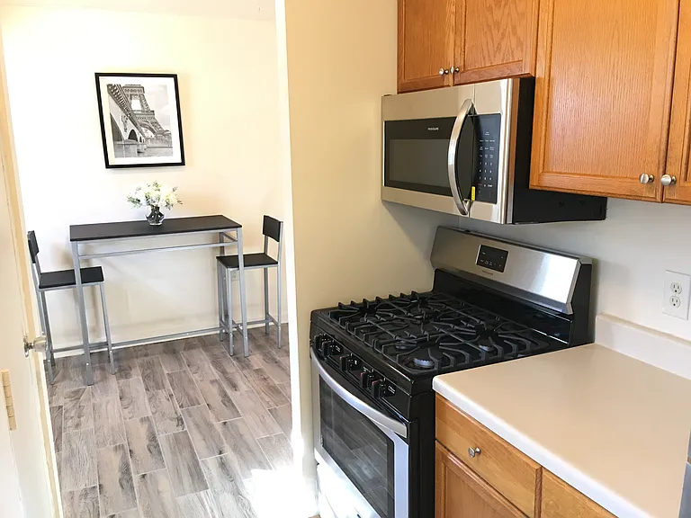 5929 Quantrell Ave #204 — Photo 9