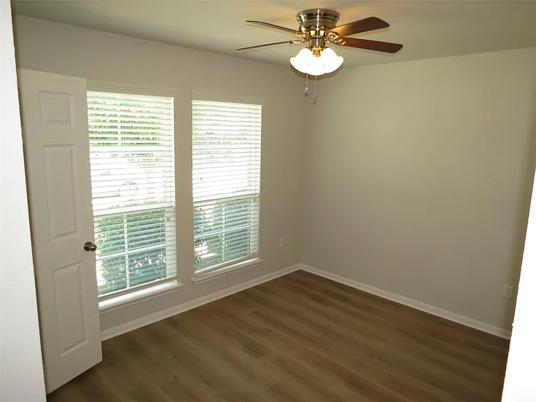 375 Musgrav — Photo 20