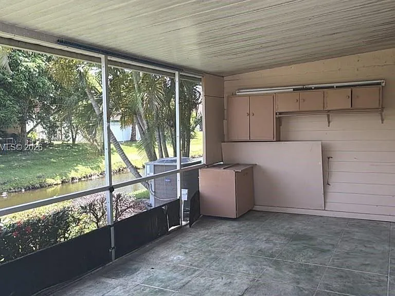 11858 Brier Patch Ct E — Photo 2