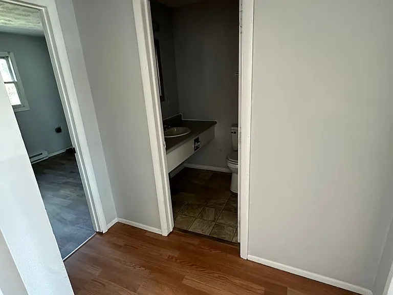 1274 Green Valley Dr — Photo 6