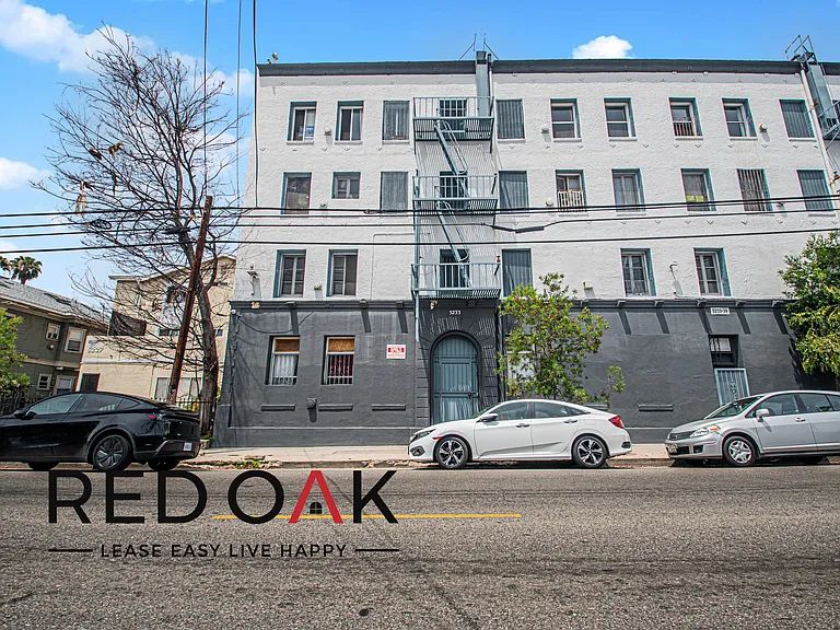 5233 Monte Vista St #306 — Photo 3