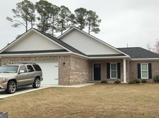 195 Zetterower Rd, Statesboro, GA 30458