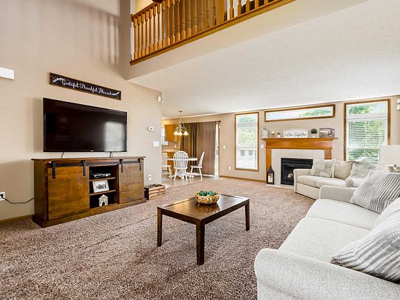 4th image of 2126 Symmes Ct