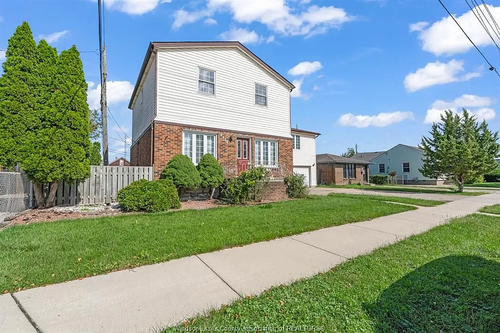 2 bed, $1,800 — Photo 3