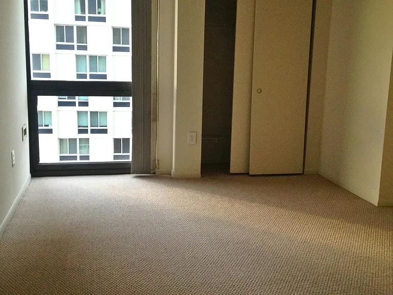 241 S 6th St #1206C — Photo 5