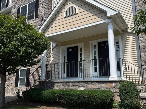 1707 Summer St APT 6, Stamford, CT 06905