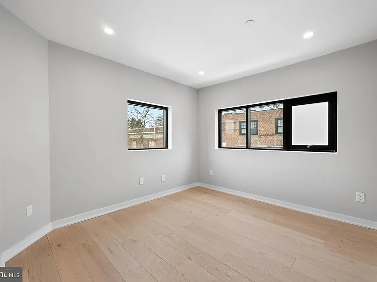 36 N Narberth Ave #2C — Photo 8