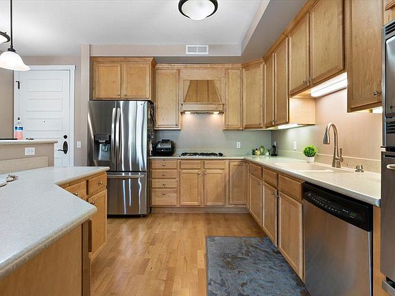 4th image of 1940 Fulham St APT 207