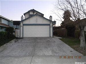 1st image of 300 Hawthorne Dr